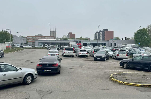 Automobiliai, techninės apžiūros stotis, eilė