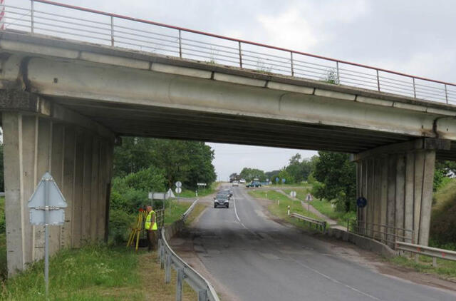 Viadukas, kelias
