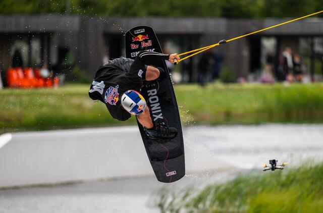 Red Bull Wake Duel varžybos