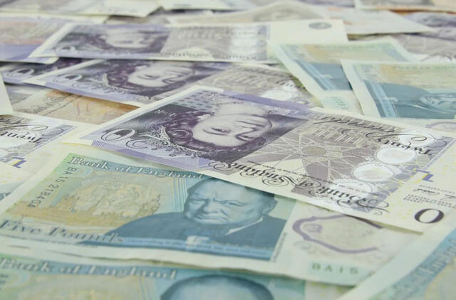 kas atsiras ant 5 svarų banknoto vietoj buvusio Didžiosios Britanijos premjero