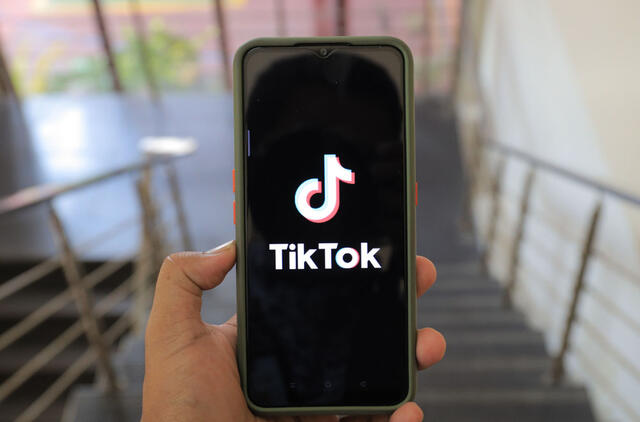 Tik tok, telefonas