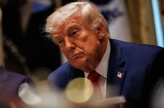 Trumpas teigia, kad Izraelis ir „Hezbollah“ susitarė nutraukti kovas