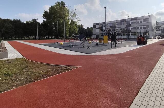 mokykla, aikštelė