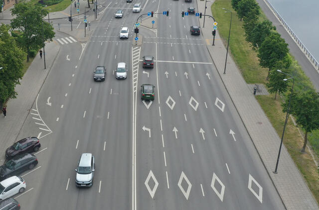 rombai, kelio ženklai, gatvė