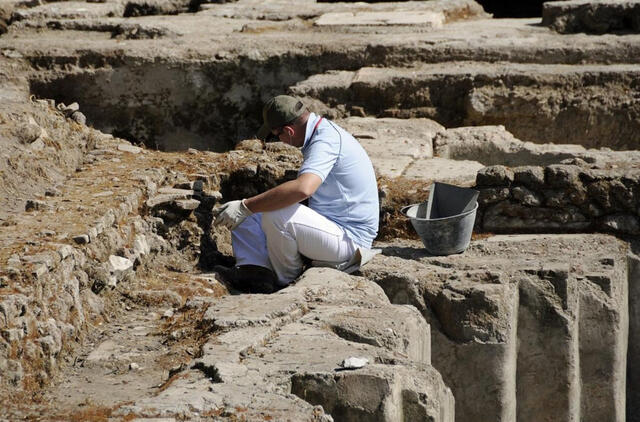 archeologiniai kasinėjimai